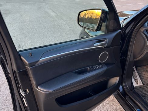 Used 2013 BMW X5 M image 14