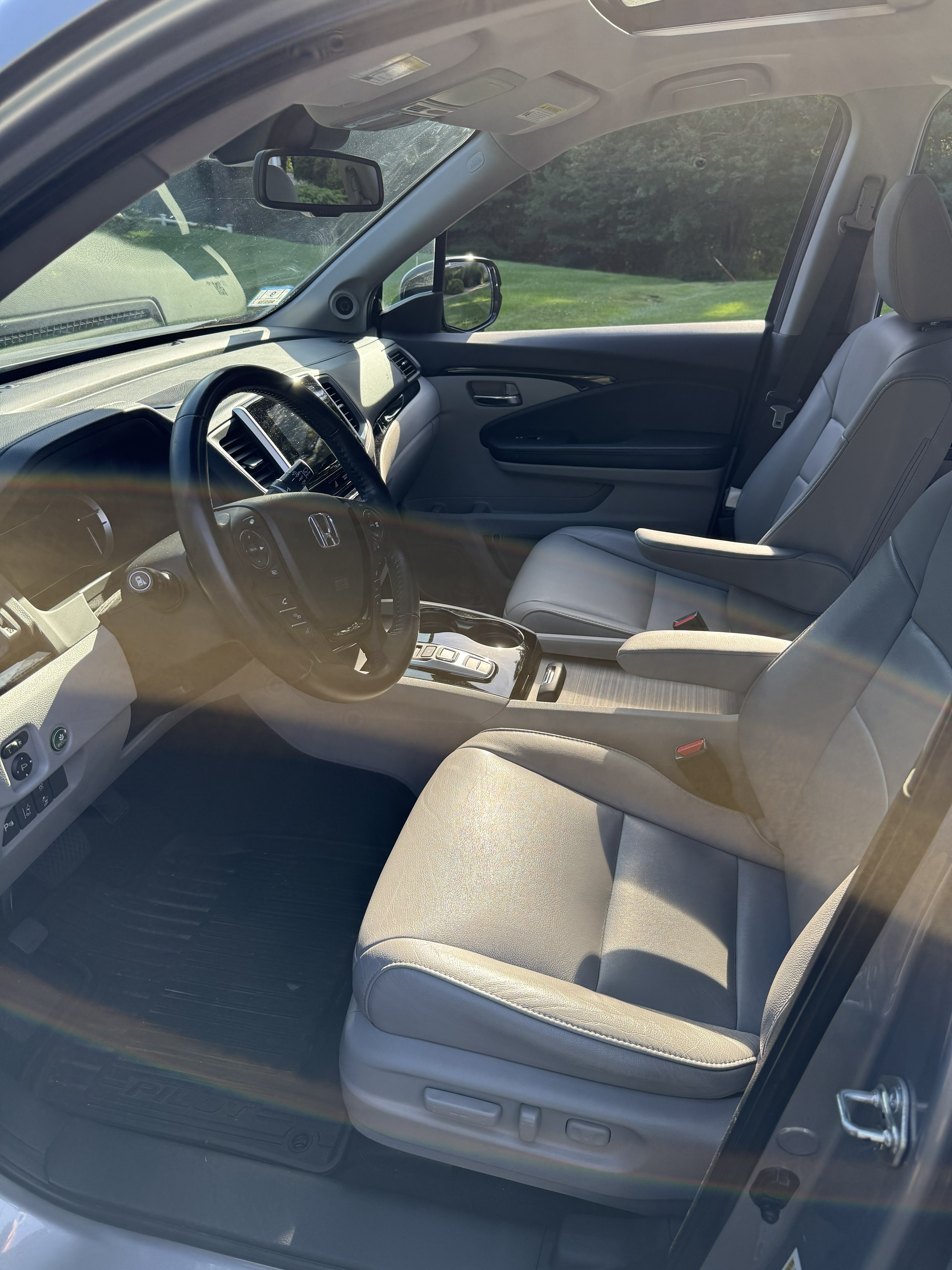 Used 2018 Honda Pilot Touring image 8
