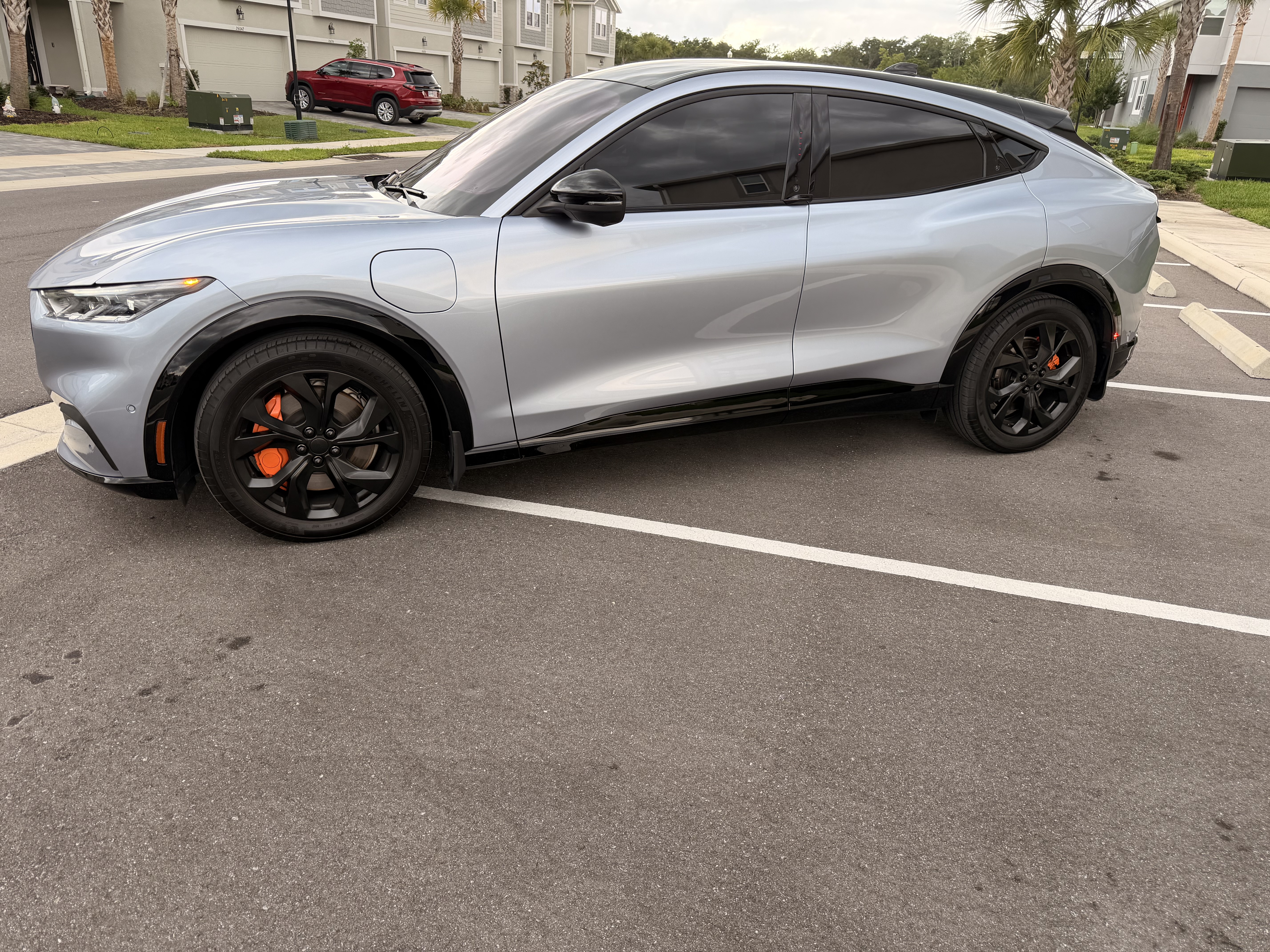 Used 2022 Ford Mustang Mach-E Premium RWD image 1