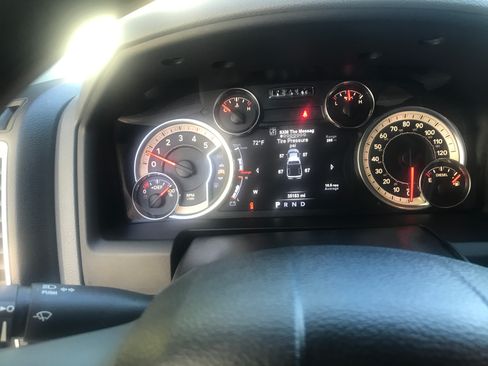 Used 2018 RAM 2500 Big Horn image 19