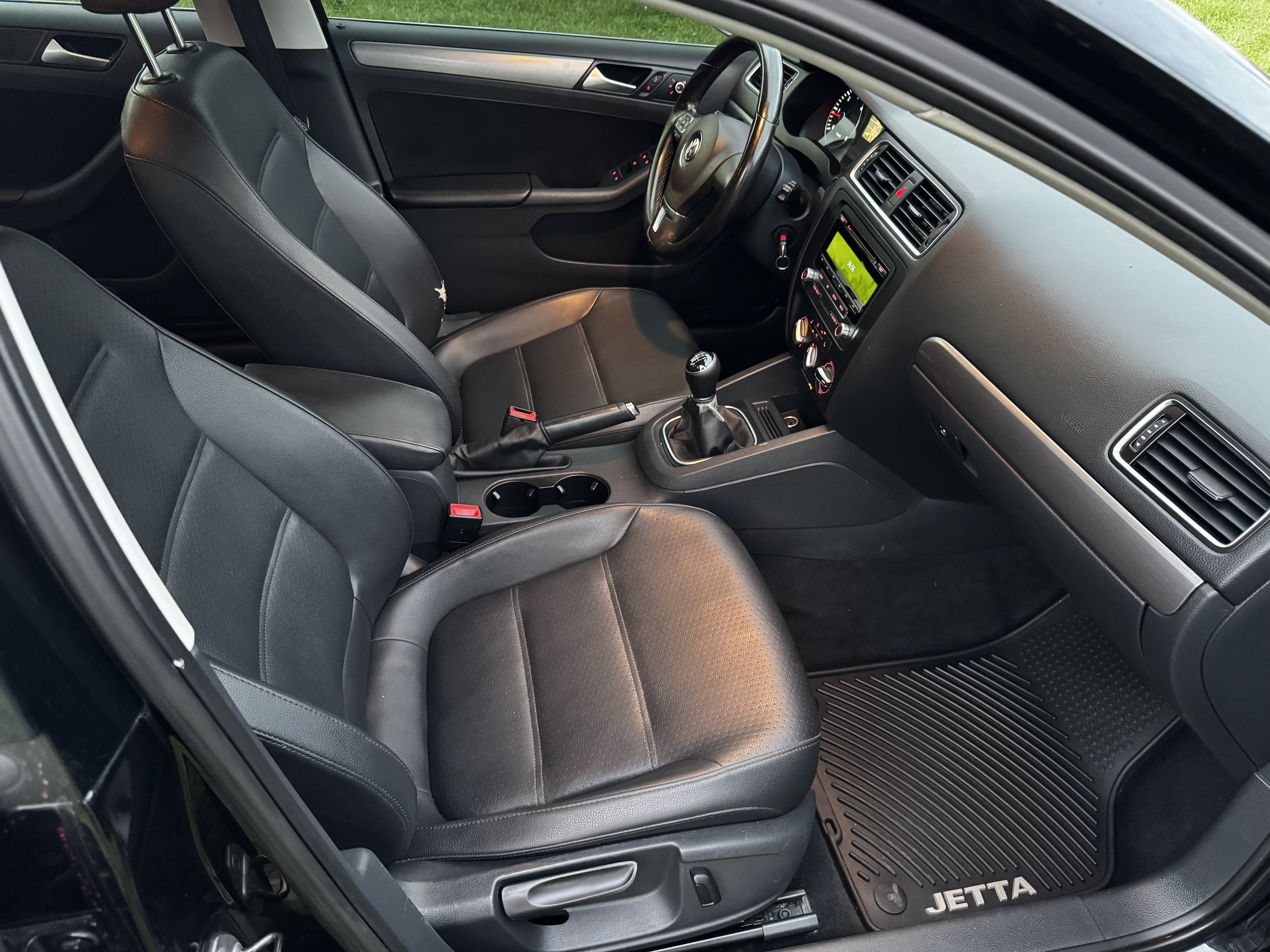 Used 2014 Volkswagen Jetta TDI FWD image 15