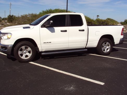 Used 2024 RAM 1500 Big Horn w/ Trailer Tow Group AWD/4WD image 11