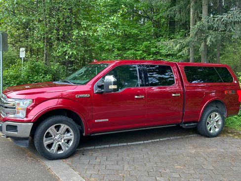 Used 2018 Ford F150 Lariat w/ Equipment Group 502A Luxury AWD/4WD image 1