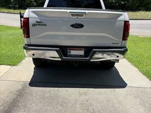 Used 2016 Ford F150 Lariat w/ Equipment Group 502A Luxury RWD image 10
