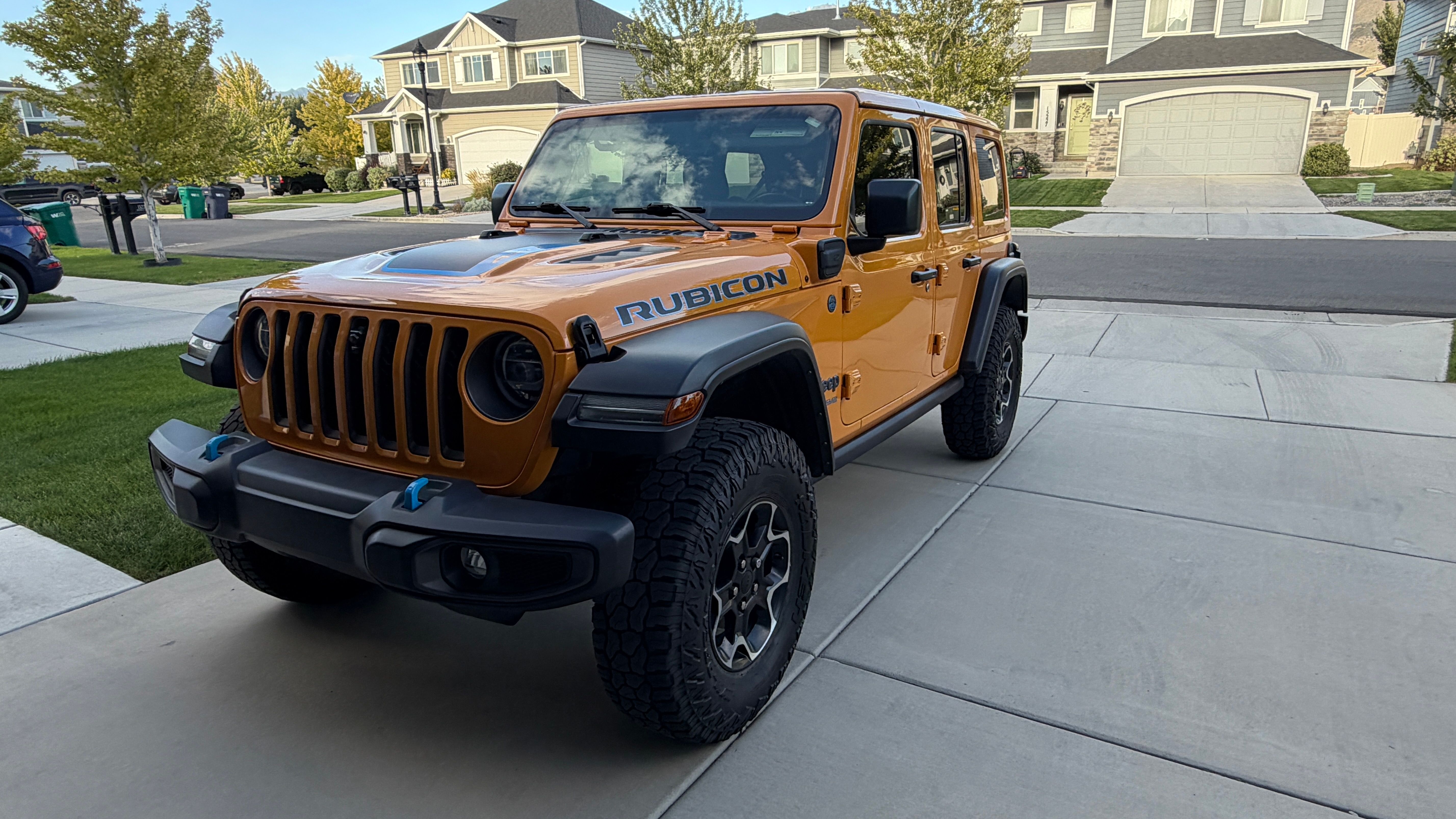 Used 2021 Jeep Wrangler Unlimited Rubicon 4xe w/ Safety Group AWD/4WD image 2