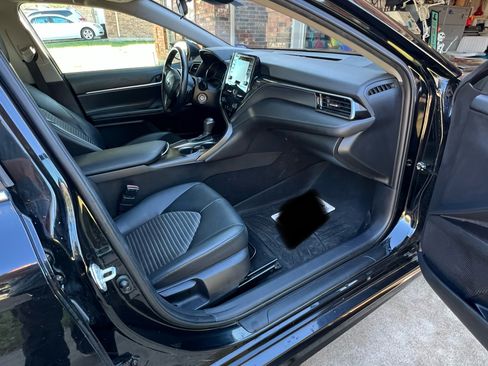 Used 2021 Toyota Camry SE image 13