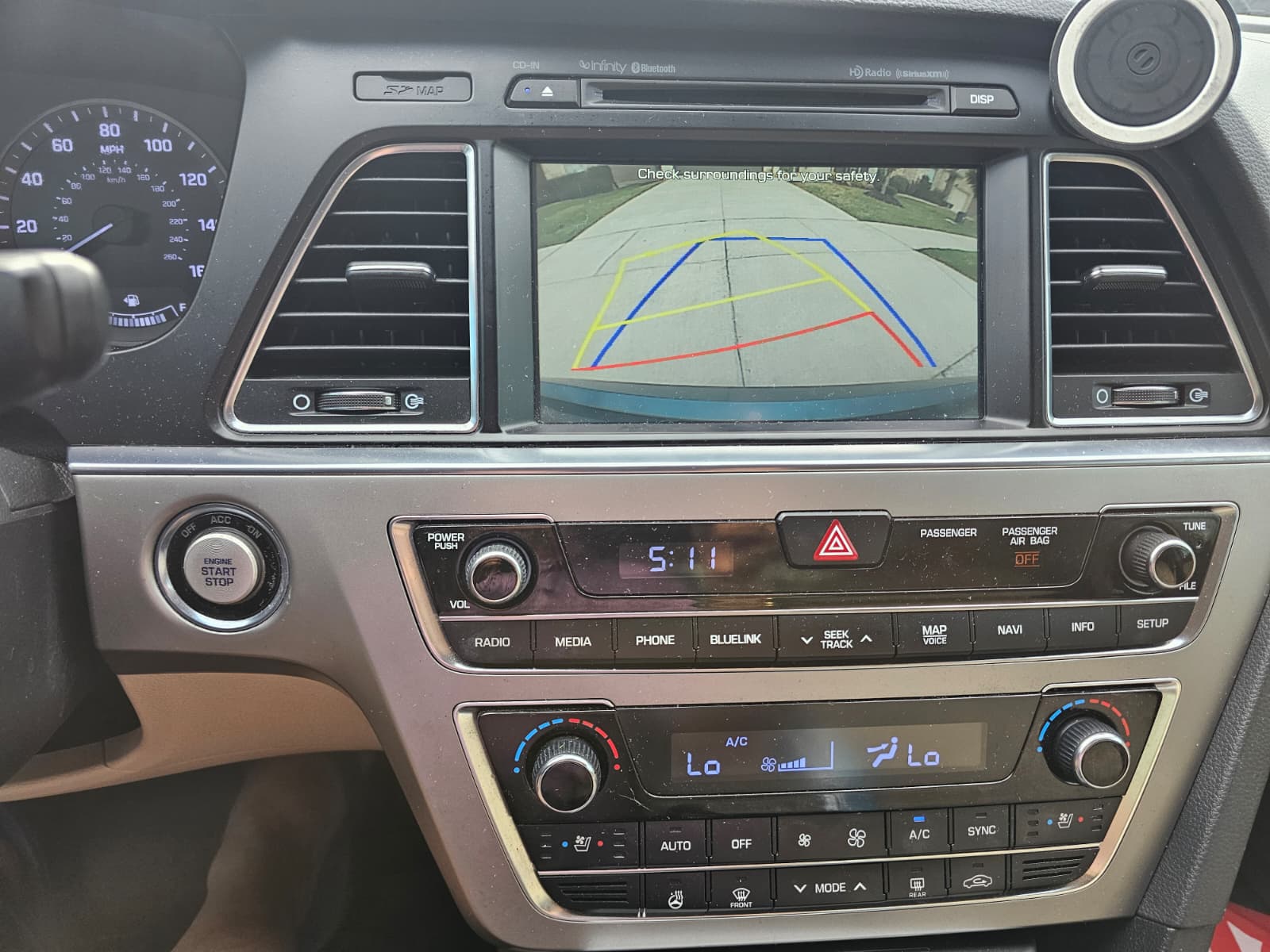 Used 2016 Hyundai Sonata Limited w/ Option Group 05 FWD image 6