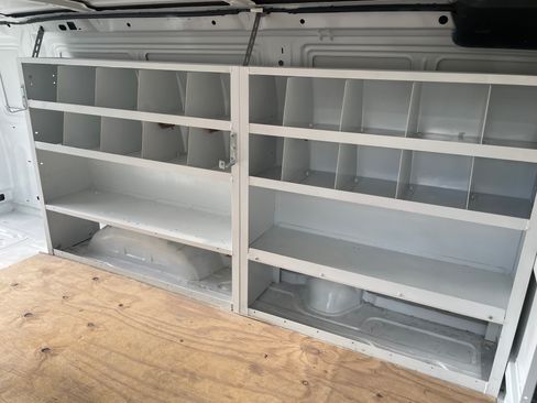 Used 2008 Ford E-350 and Econoline 350 Extended Super Duty RWD image 9