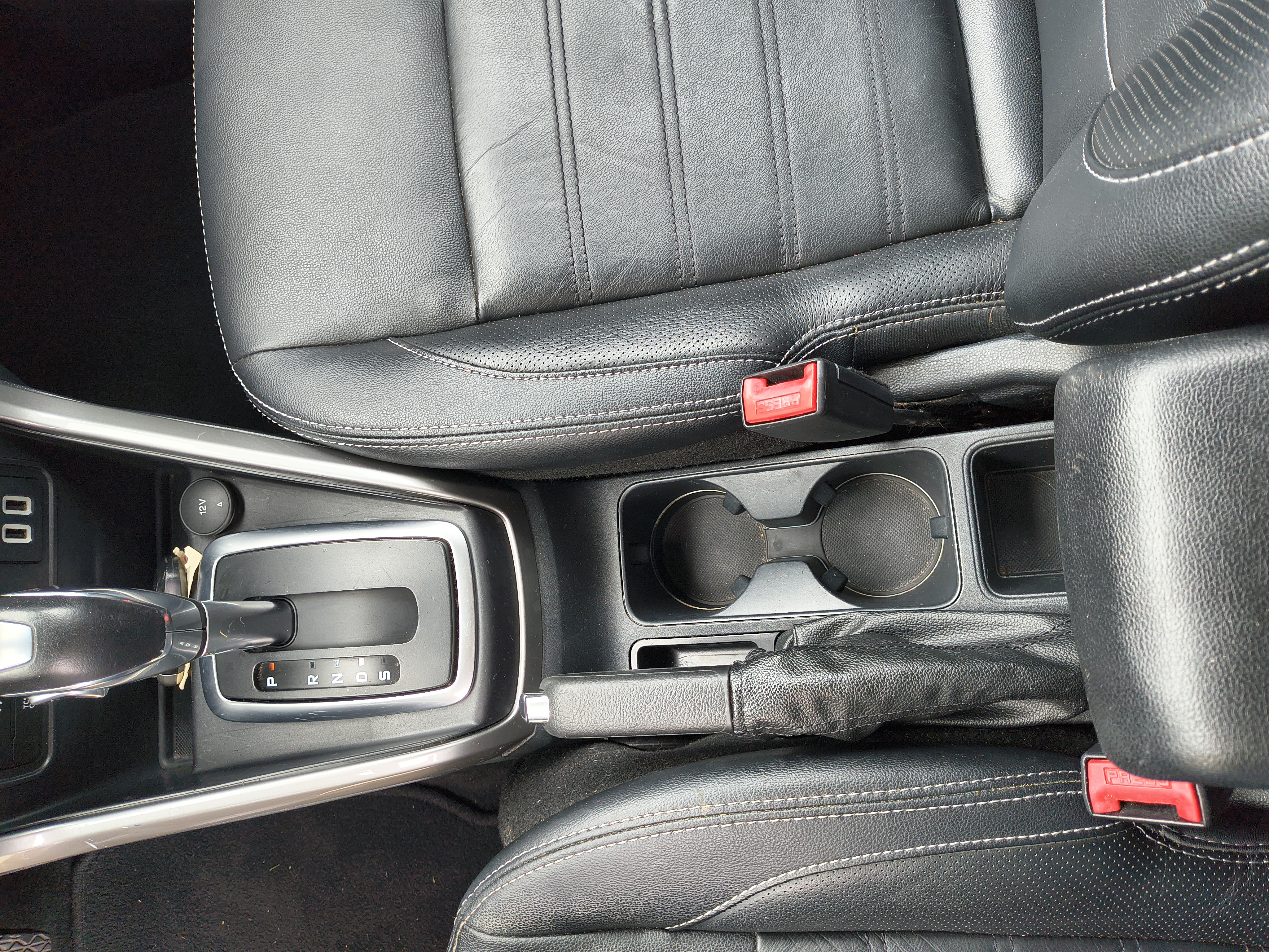Used 2018 Ford EcoSport Titanium FWD image 14