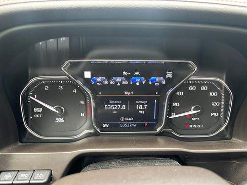 Used 2021 GMC Sierra 1500 SLT w/ SLT Premium Plus Package AWD/4WD image 21