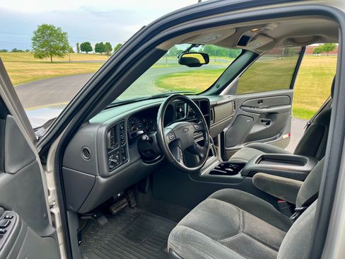 Used 2004 Chevrolet Silverado 1500 4x4 Crew Cab w/ Z71 Convenience Package 1 image 15