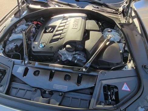 Used 2011 BMW 528i Sedan image 18