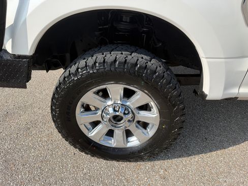 Used 2017 Ford F350 Platinum w/ FX4 Off-Road Package AWD/4WD image 12