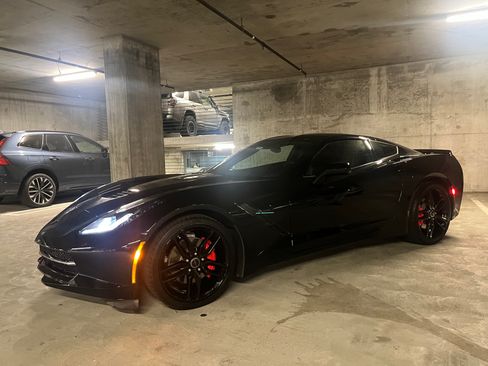 Used 2015 Chevrolet Corvette Stingray Coupe w/ 2LT Preferred Equipment Group image 1