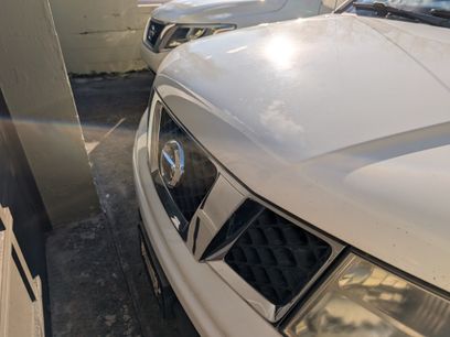 Used 2008 Nissan Frontier LE w/ Leather Pkg