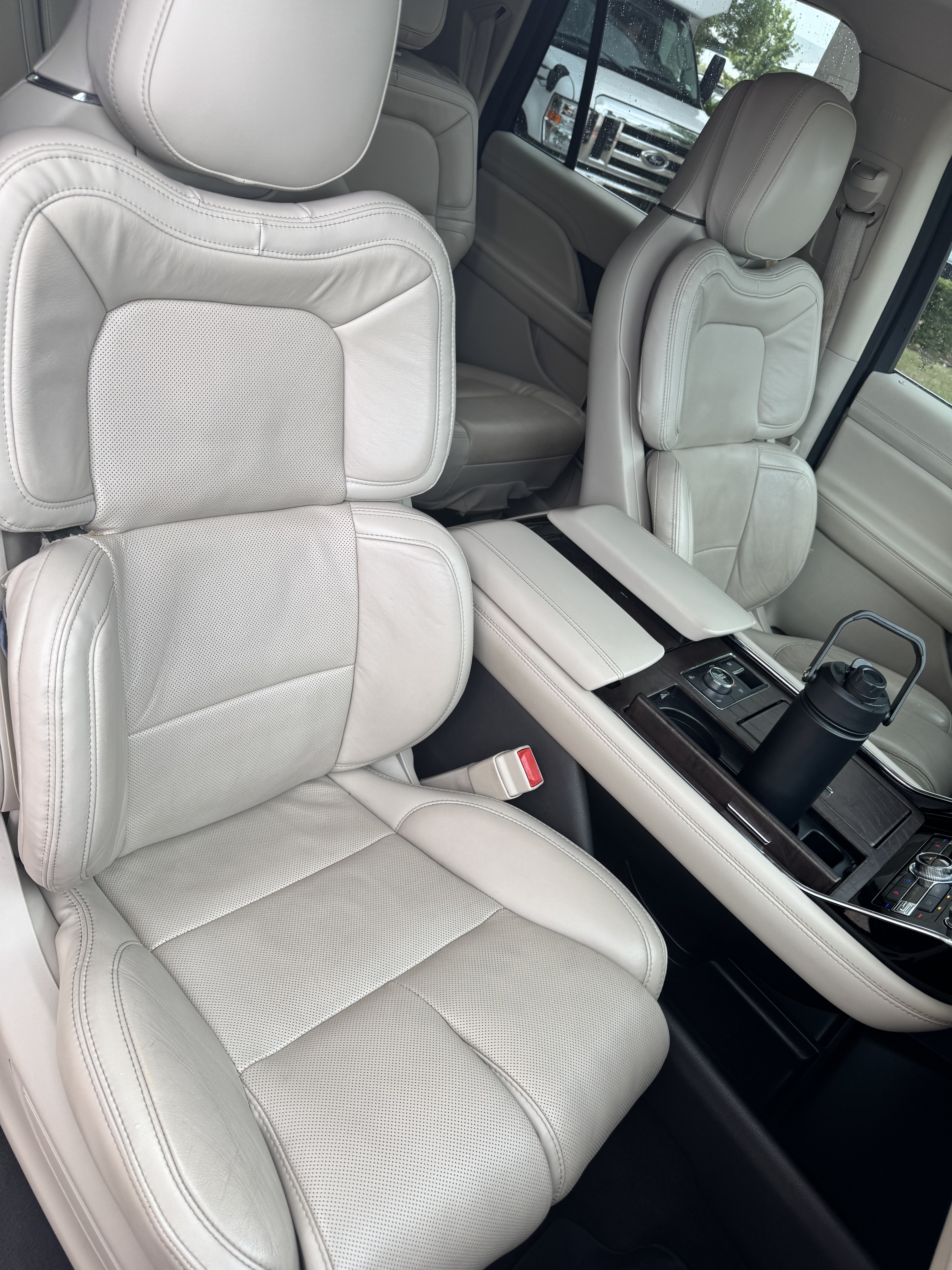 Used 2021 Lincoln Navigator L Reserve RWD image 22