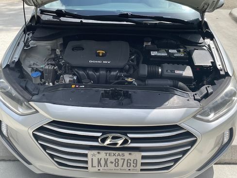 Used 2018 Hyundai Elantra Value Edition image 9