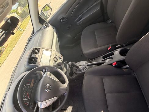 Used 2019 Nissan Versa S Plus image 12