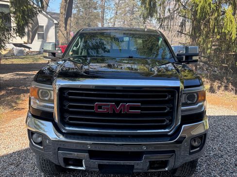Used 2015 GMC Sierra 2500 SLT image 1