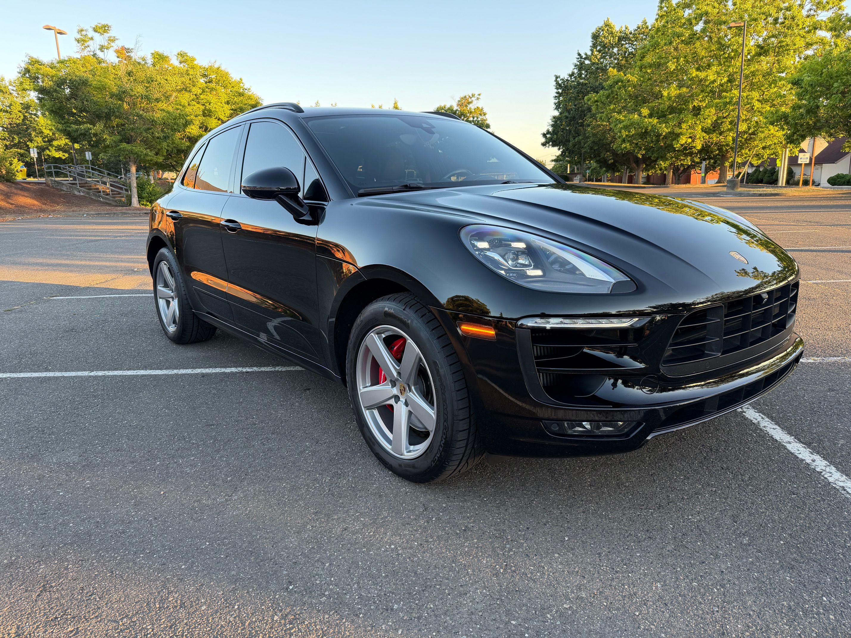 Used 2018 Porsche Macan GTS AWD/4WD image 13