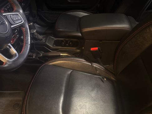 Used 2021 Jeep Wrangler Unlimited Rubicon image 11