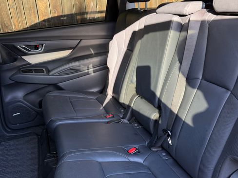 Used 2020 Subaru Ascent Limited w/ Technology Package AWD/4WD image 11