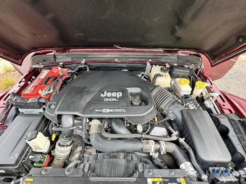 Used 2021 Jeep Wrangler Unlimited Rubicon image 13