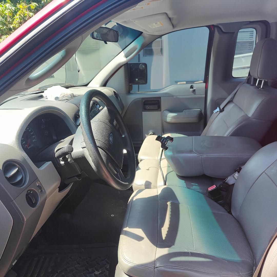 Used 2006 Ford F150 XL RWD image 2