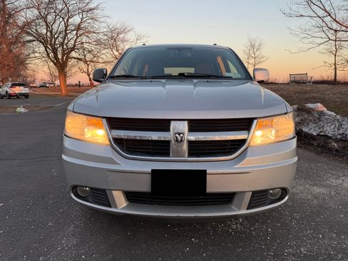 Used 2009 Dodge Journey SXT w/ Rear Seat Video Group image 10