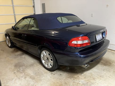 Used 2004 Volvo C70 LT image 9
