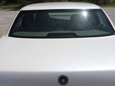 Used 1998 Cadillac De Ville D'Elegance w/ Safety/Security Pkg FWD image 5
