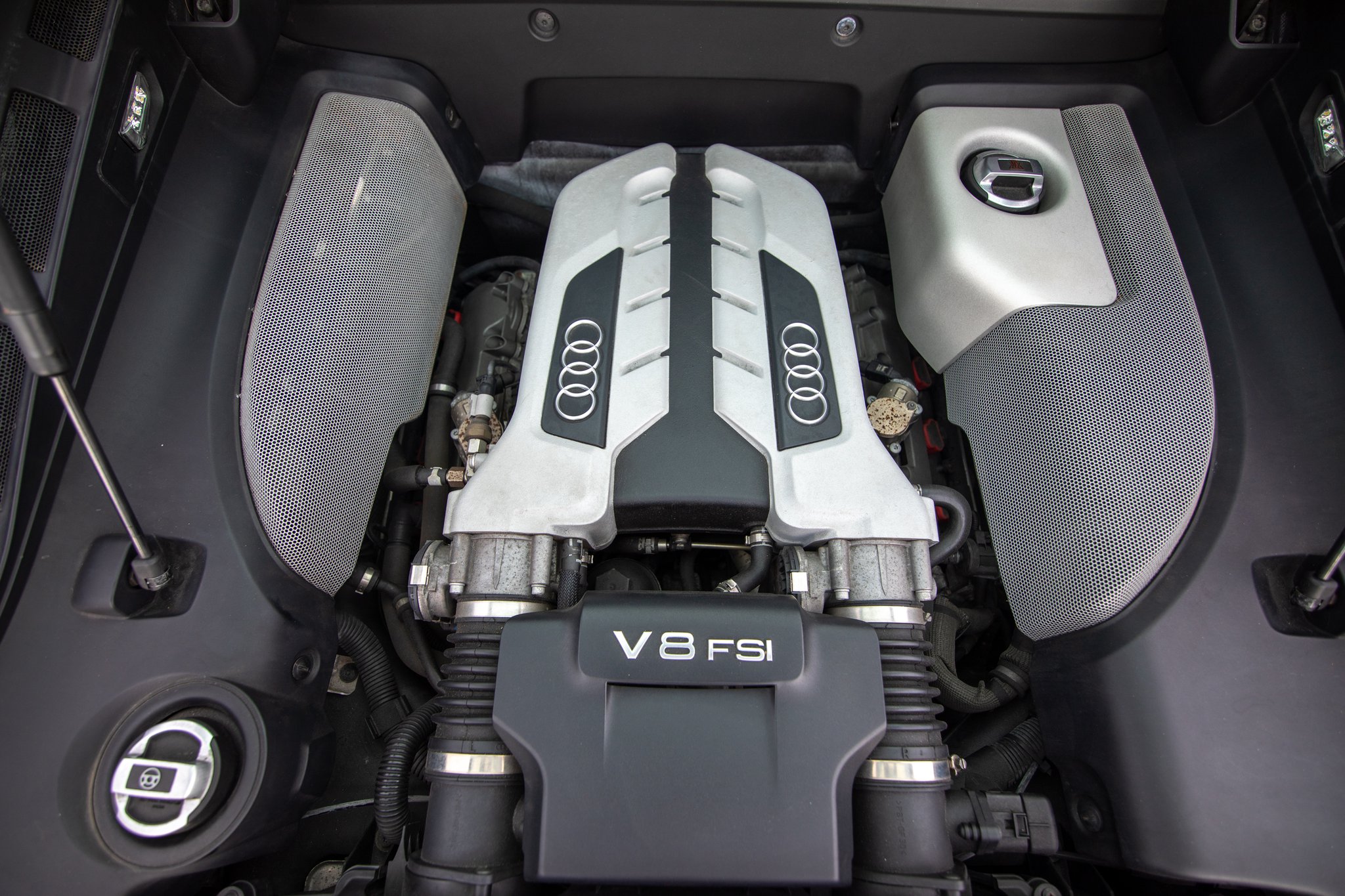Used 2008 Audi R8 V8 AWD/4WD image 10