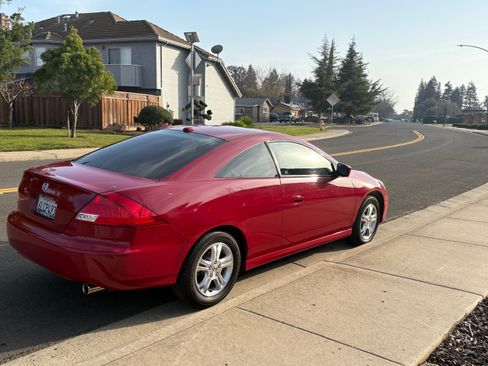 Used 2006 Honda Accord EX-L image 10