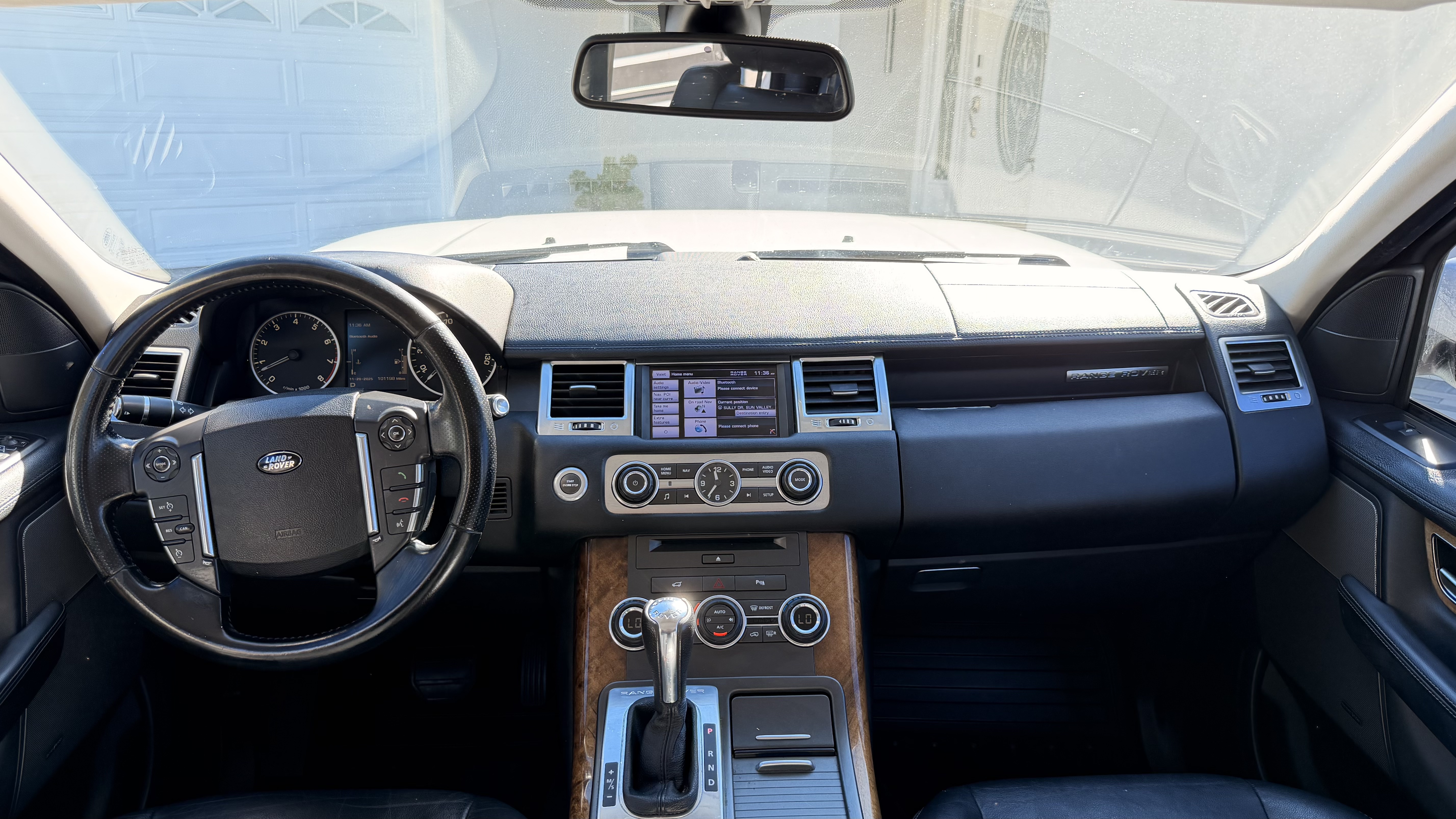 Used 2012 Land Rover Range Rover Sport HSE AWD/4WD image 21