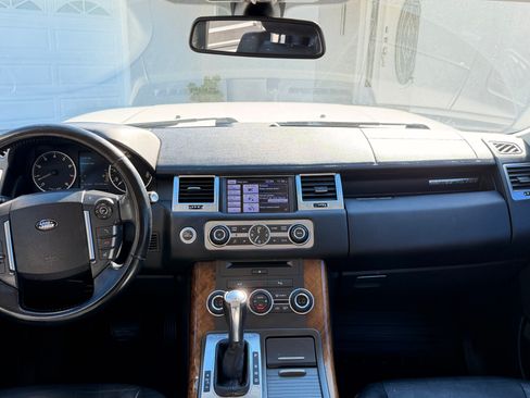 Used 2012 Land Rover Range Rover Sport HSE image 21