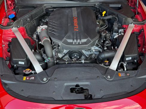 Used 2018 Kia Stinger GT1 RWD image 10