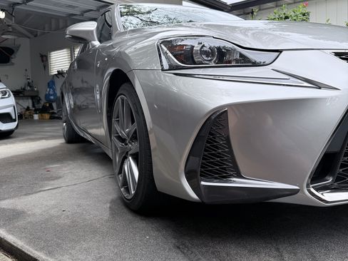Used 2017 Lexus IS 200t F Sport w/ F Sport Package RWD image 2
