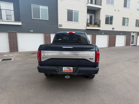 Used 2015 Ford F150 Platinum w/ Equipment Group 701A Luxury AWD/4WD image 5