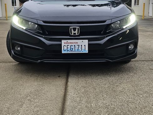 Used 2020 Honda Civic Sport image 12