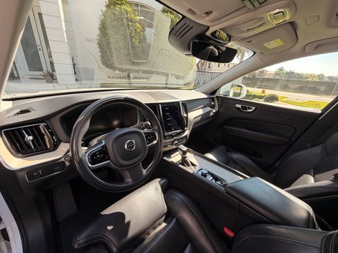 Used 2021 Volvo XC60 T5 Inscription w/ Advanced Package FWD image 6