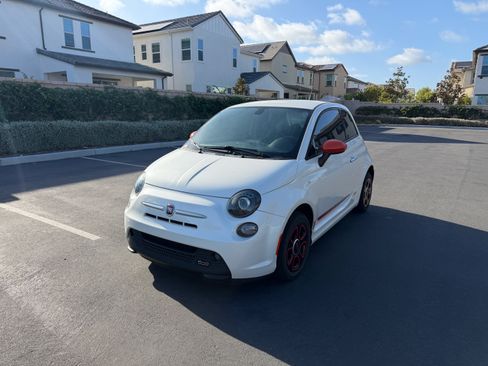 Used 2017 FIAT 500 e w/ Esport Package FWD image 4