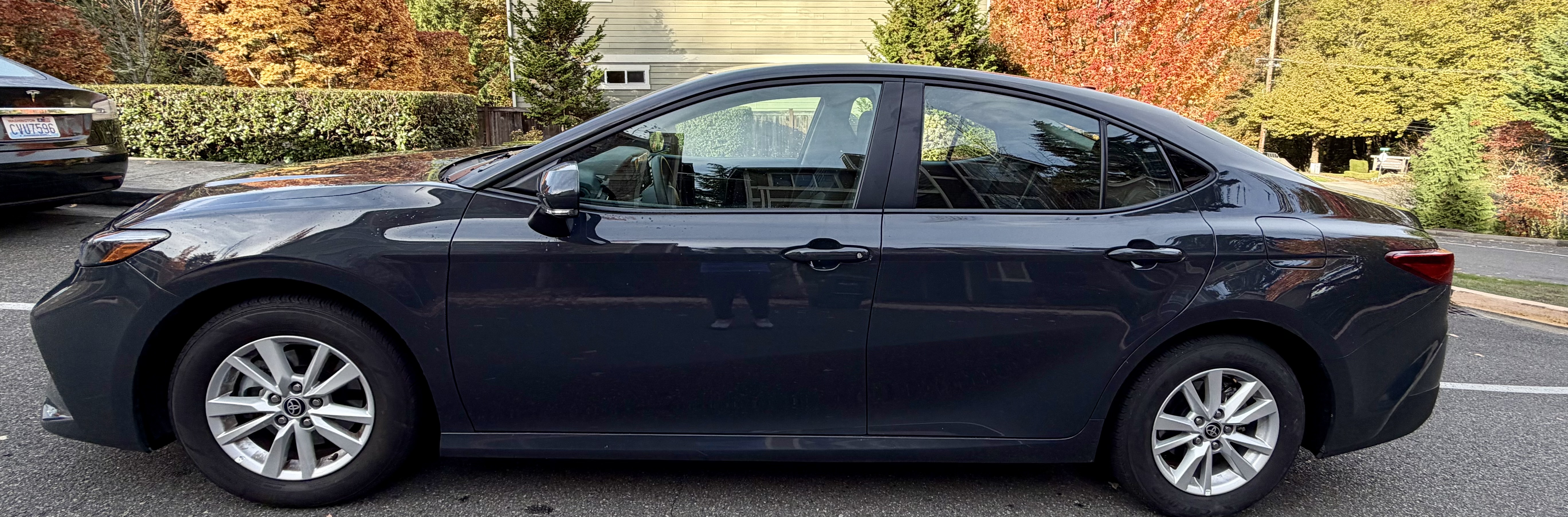 Used 2026 Toyota Camry LE FWD image 6