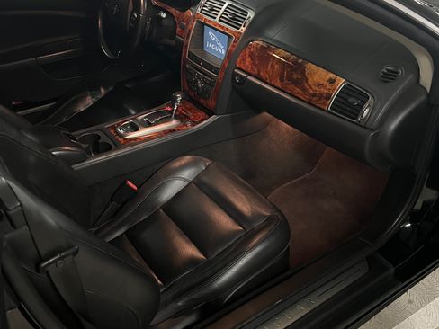 Used 2007 Jaguar XKR R image 10