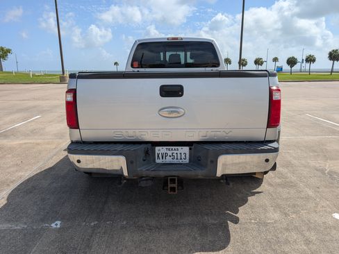 Used 2012 Ford F450 Lariat w/ Chrome Pkg image 6