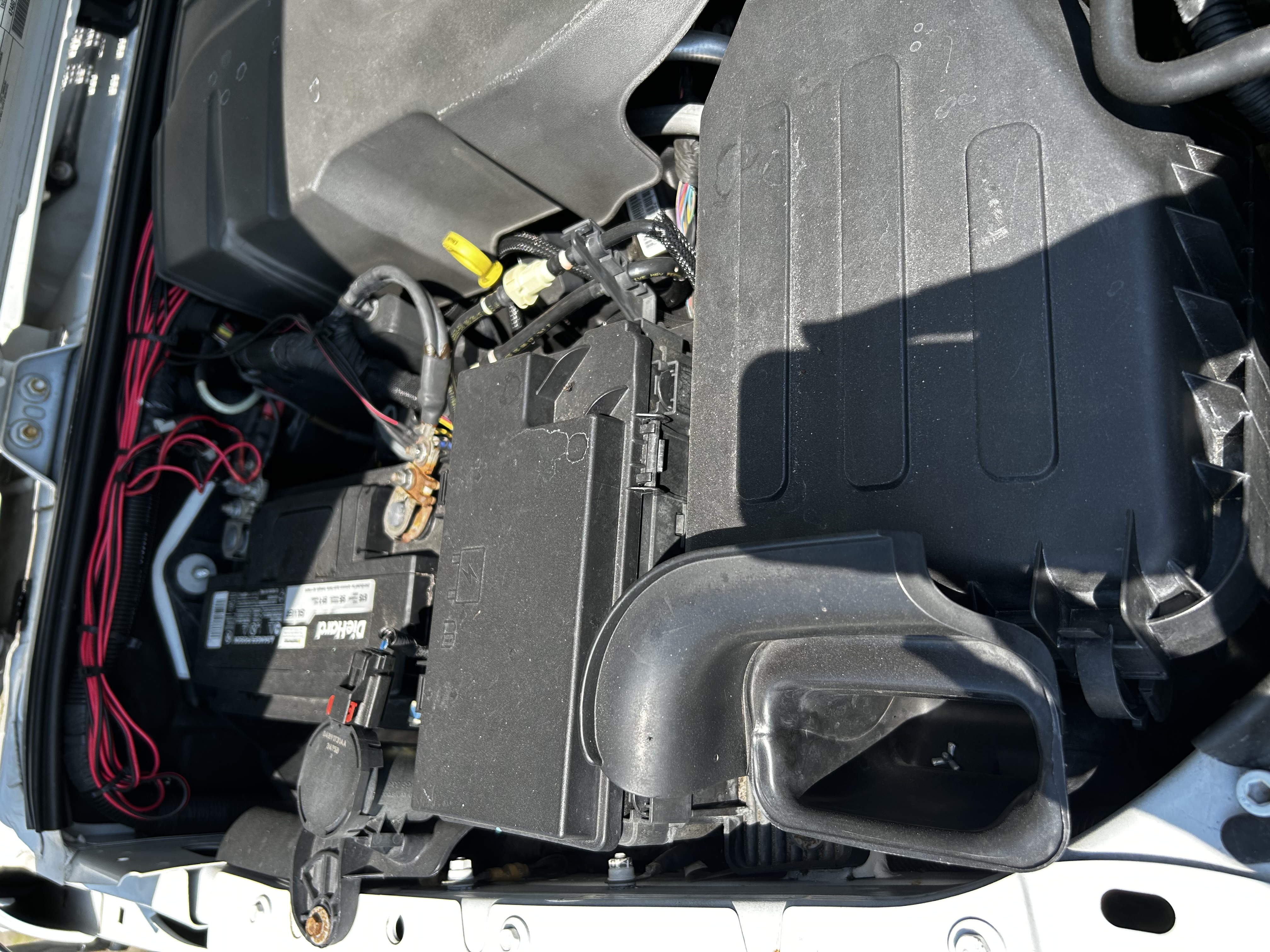 Used 2016 Jeep Wrangler Sport w/ Connectivity Group AWD/4WD image 5