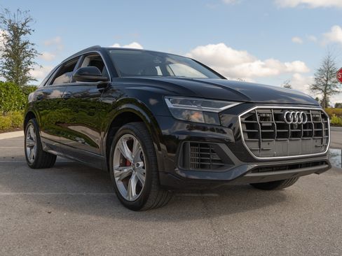 Used 2019 Audi Q8 Premium Plus w/ Premium Plus image 4
