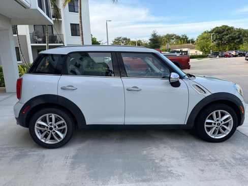 Used 2012 MINI Cooper Countryman FWD image 17
