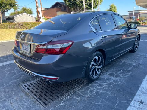 Used 2016 Honda Accord EX-L image 5