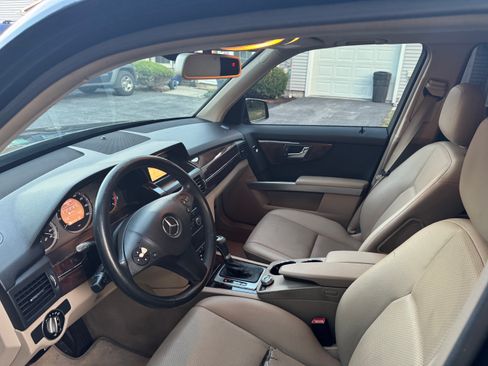 Used 2010 Mercedes-Benz GLK 350 4MATIC image 6
