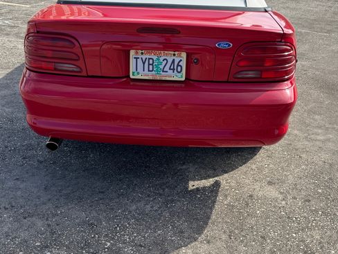 Used 1994 Ford Mustang Convertible image 5